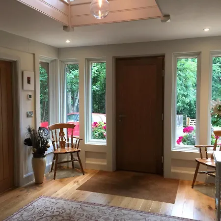 Martlets Bed & Breakfast 4*