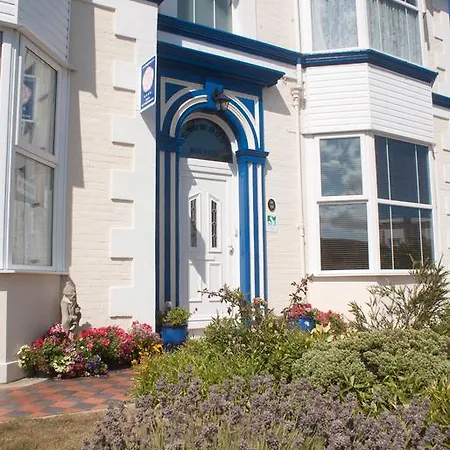 The Snowdon House 4*