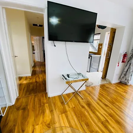 Shack Apartment *