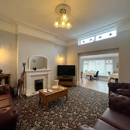 Bed and breakfast Birkdale 4*