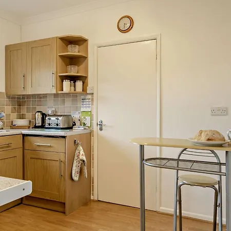 2 Bed In Ic004