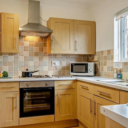 Holiday home 2 Bed In Ic004