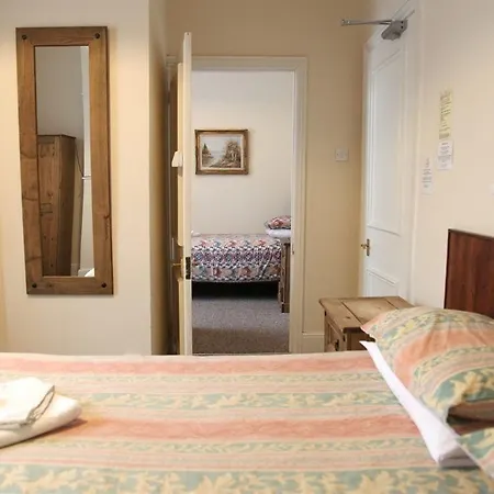 Acomodação com café da manhã  Palmerston Grange 3*