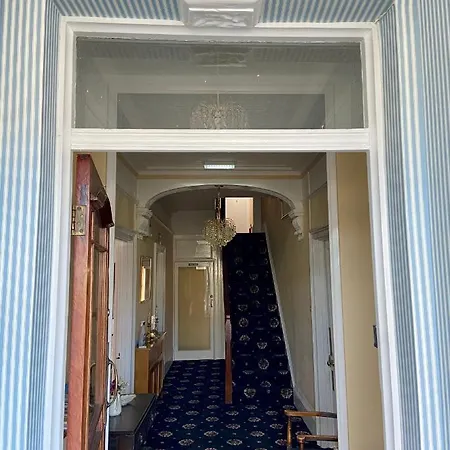 St. Georges House 4* Shanklin
