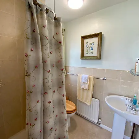 St. Georges House 4*