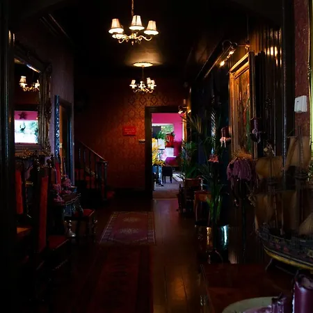 The Nightingale Mansion - Smart Hotel Hotel Shanklin