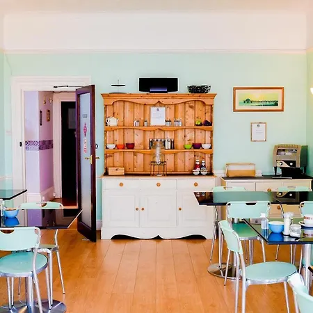 Bed & Breakfast Braemar 3*