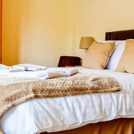 Bed & Breakfast Braemar 3*