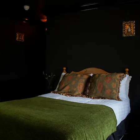The Nightingale Mansion - Smart Hotel 4* Shanklin
