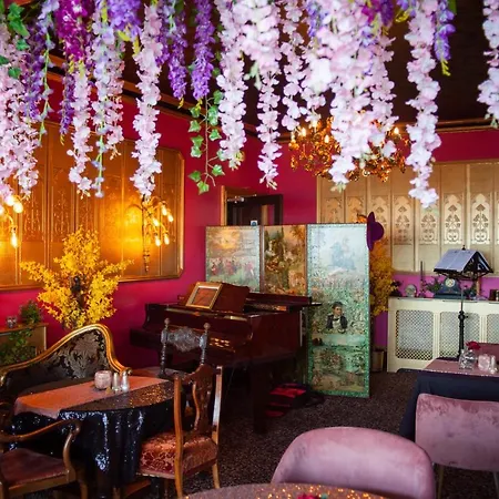 Hotel The Nightingale Mansion - Smart Hotel 4*