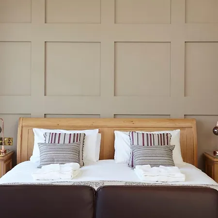 Hotel Luccombe Hall 4*