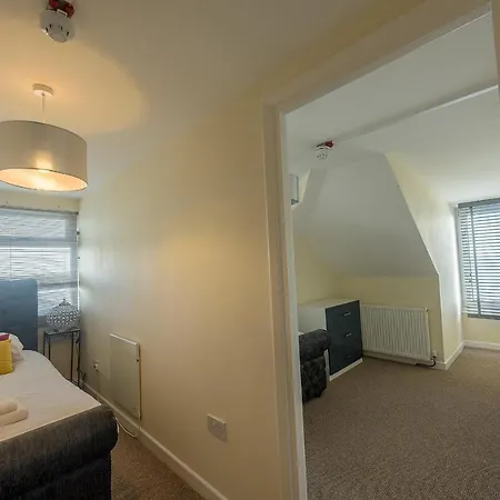 Mentone Hotel
