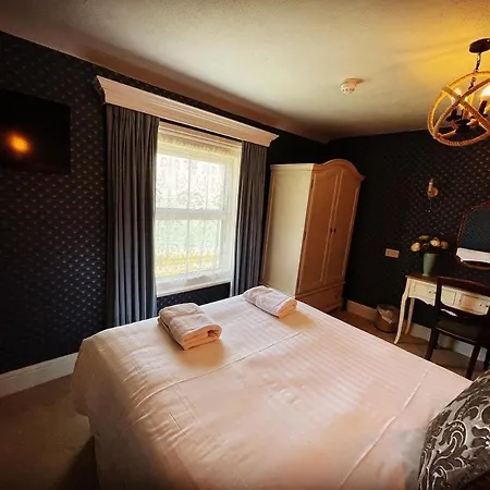 Hotel The Nightingale Mansion - Smart Hotel