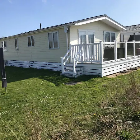 Holiday home 2 Bedroom Lodge, Og30, Shanklin, Isle Of Wight *