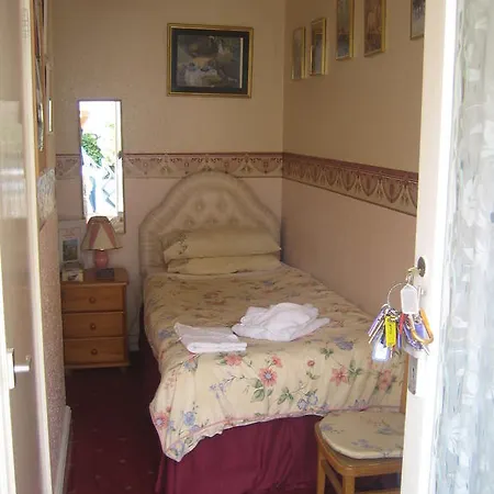 Roseberry Hotel 4*