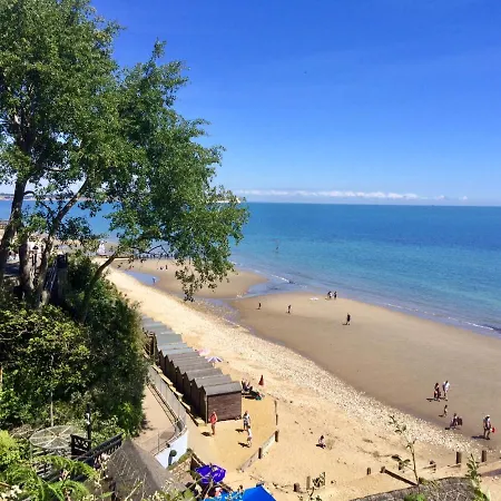Isle Of Wight Caravan Holiday park