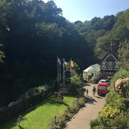 Little Treasure And Gem With Private 2 Person Hot Tub And Up To 25 Percent Ferry Saving * Shanklin