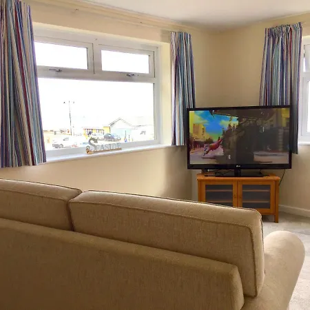 Apartment Pink Beach Holiday