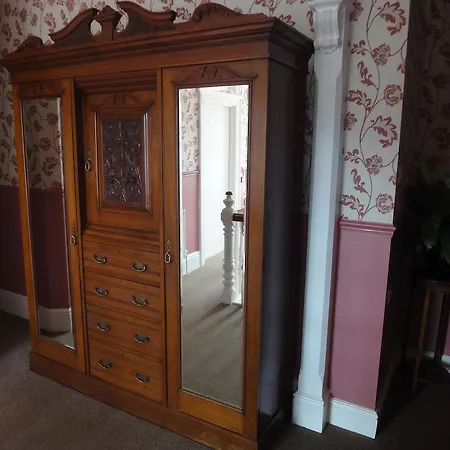 Brooke House 4* Shanklin