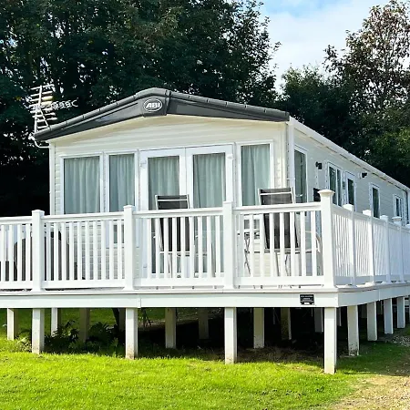 Apartment Luxury 2 Bedroom Caravan Mc35, Shanklin, Isle Of Wight *
