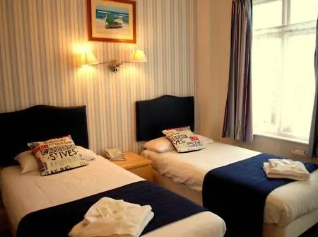 Hotel Melbourne Ardenlea 3*