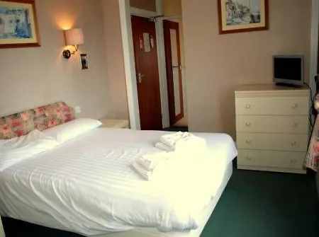 Hotel Melbourne Ardenlea