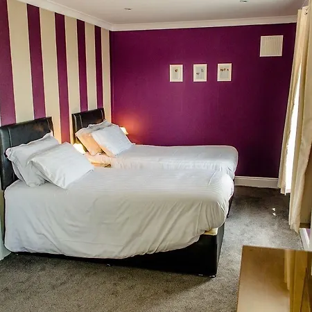 The Avenue Bed & Breakfast