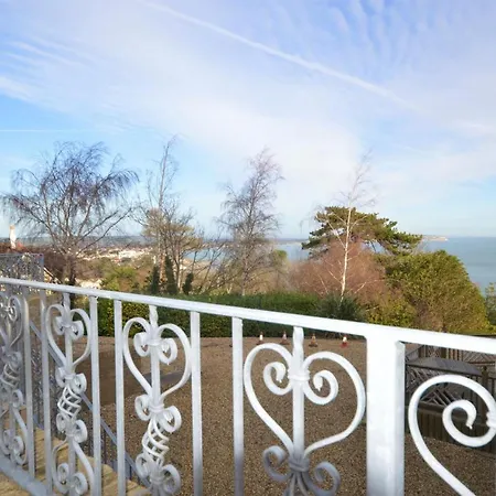 Sea View Holiday home *
