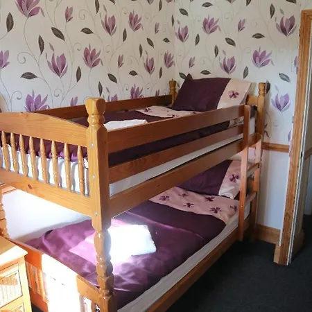 The Parkway Guest house *