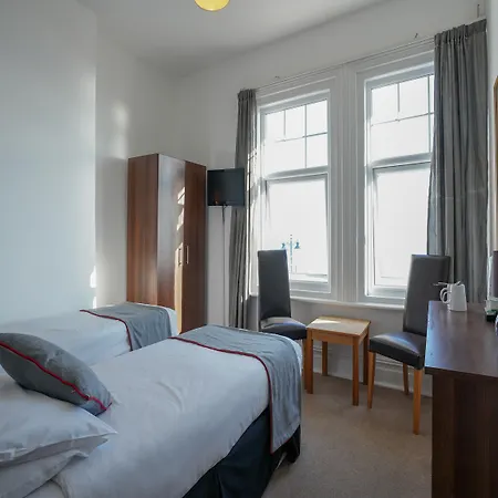 Hotel Oyo 3*