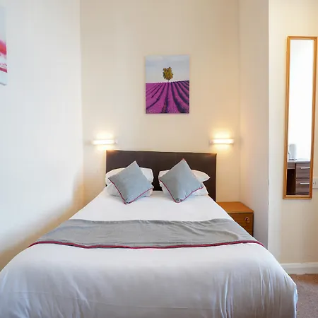 Oyo 3* Shanklin