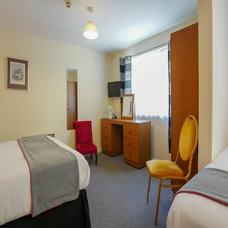 Oyo 3* Shanklin