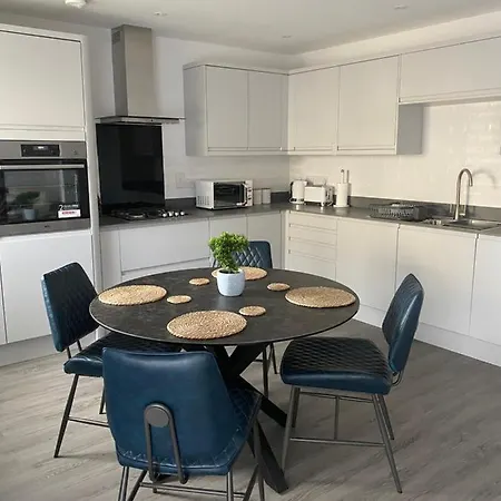 The Bay House , Apartment