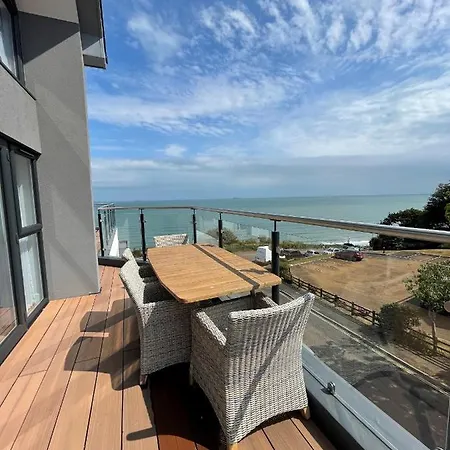 Bayvue & 7, The Bay House * Shanklin