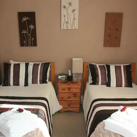 The Swiss Cottage, Guest house *