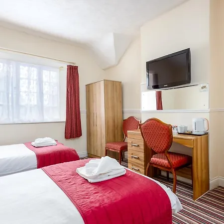 Daish's Hotel 3*