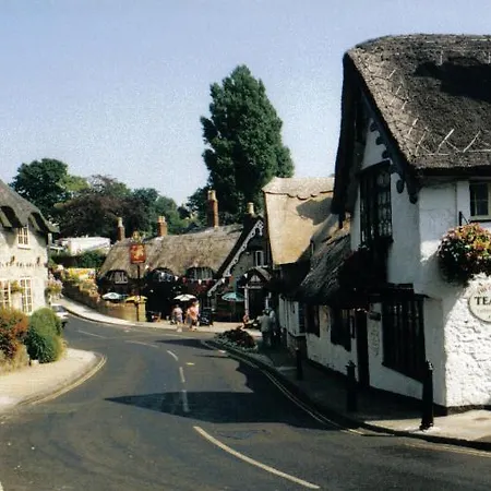 Maycliffe * Shanklin