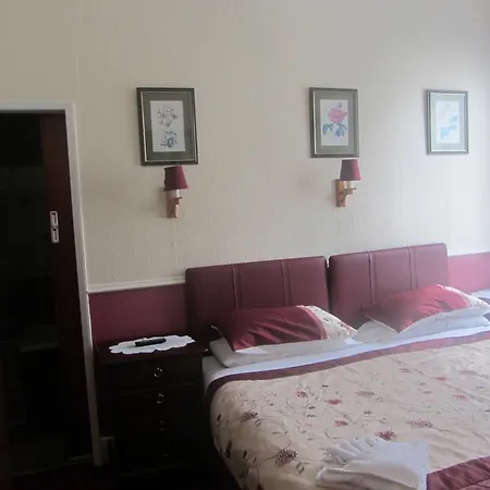 Roseberry Hotel 4*