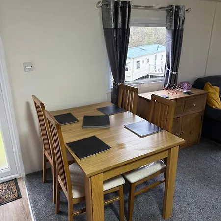 Deluxe Three Bedroom Caravan
