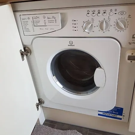 Holiday home Luxurious 6 Berth In A Quiet Location
