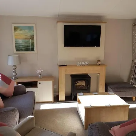 Luxurious 6 Berth In A Quiet Location Shanklin