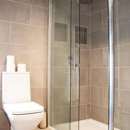 Luxurious Victorian With Garden + Parking * Shanklin