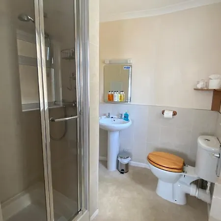 St. Georges House Bed & Breakfast 4*