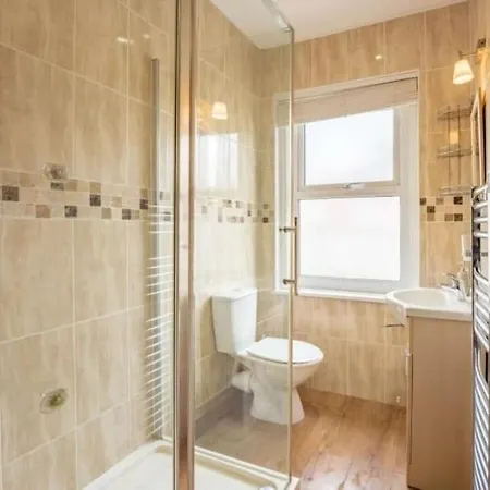 Holiday home Cooper - 3 Bedroom Seaside House *