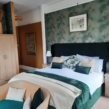 Bed and breakfast Foxhills Of 5*