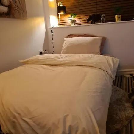 Beautiful 1-bedroom With Pool - Great Ferry Offers *