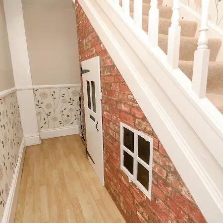 7 Hope Road