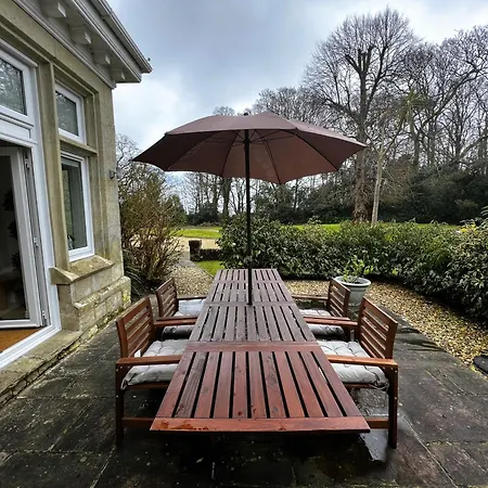 Apartment 2 Manor - Ground Floor Overlooking Park In Old Village Shanklin