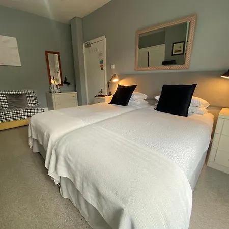 Marlborough Hotel 2*