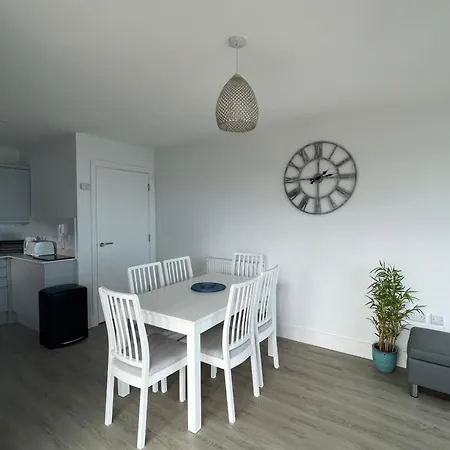 Apartment Bayvue & 7, The Bay House *